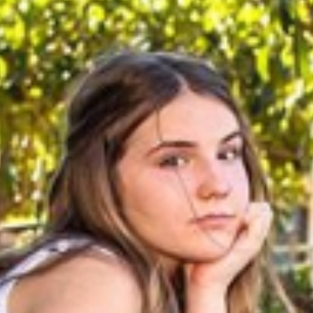 Meet your Posher, PIPER ROCKELLE